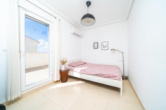 Image No.32-3 Bed Villa for sale