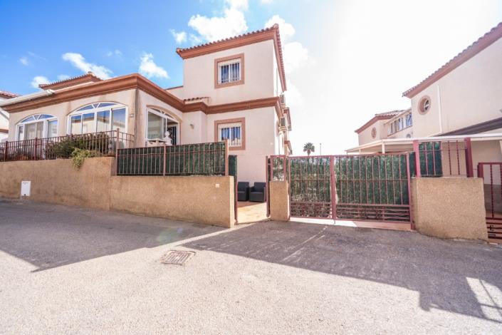 Image No.2-3 Bed Quad for sale