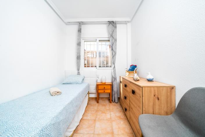 Image No.32-3 Bed Quad for sale