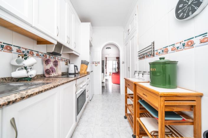 Image No.17-2 Bed Apartment for sale