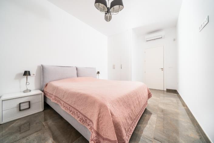 Image No.21-7 Bed Villa for sale