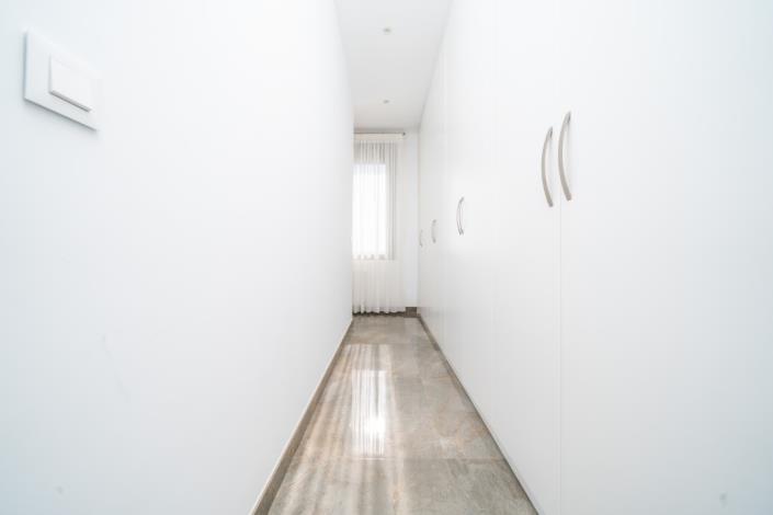 Image No.28-7 Bed Villa for sale