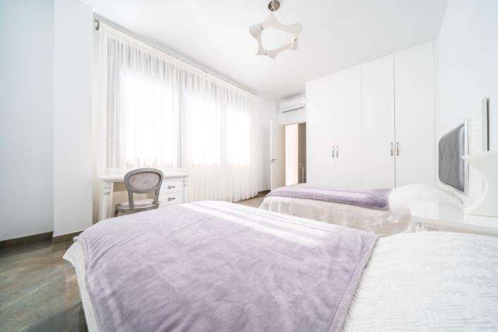 Image No.34-7 Bed Villa for sale