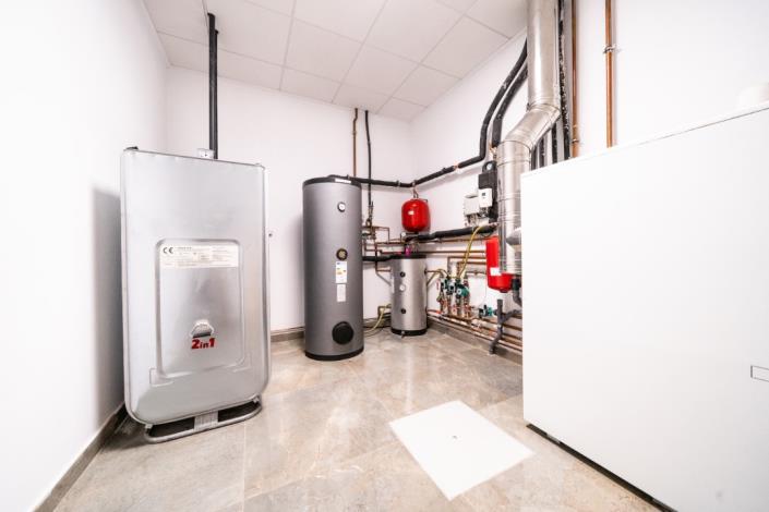 Image No.51-7 Bed Villa for sale