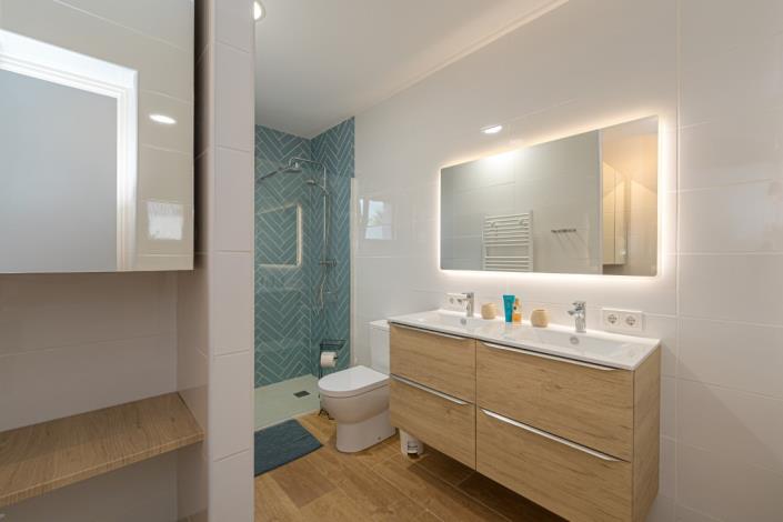 Image No.49-5 Bed Villa for sale