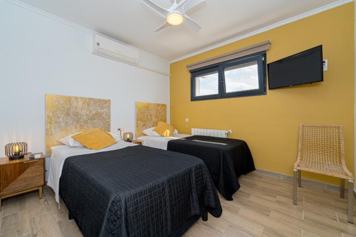 Image No.51-5 Bed Villa for sale