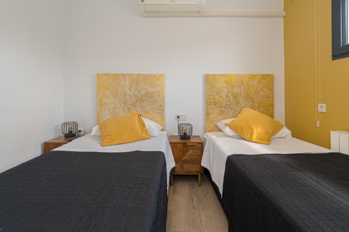 Image No.52-5 Bed Villa for sale