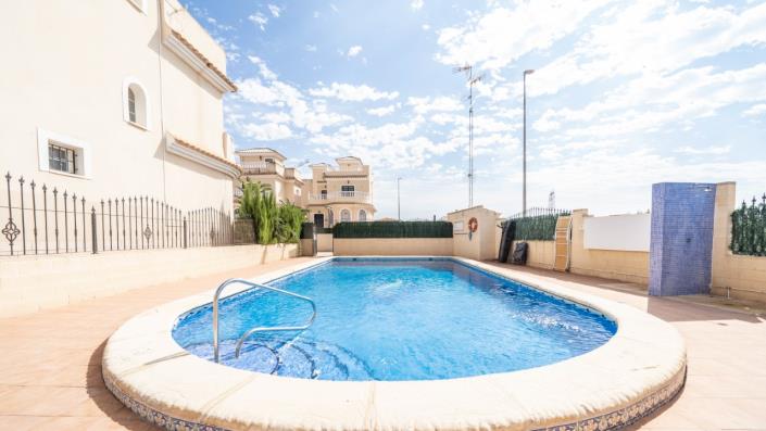 Image No.7-3 Bed Villa for sale