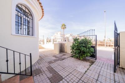 Detached-Property-for-sale-in-Costa-Blanca---8---Portals-