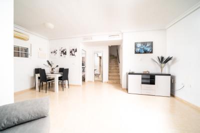 Detached-Property-for-sale-in-Costa-Blanca---13---Portals-