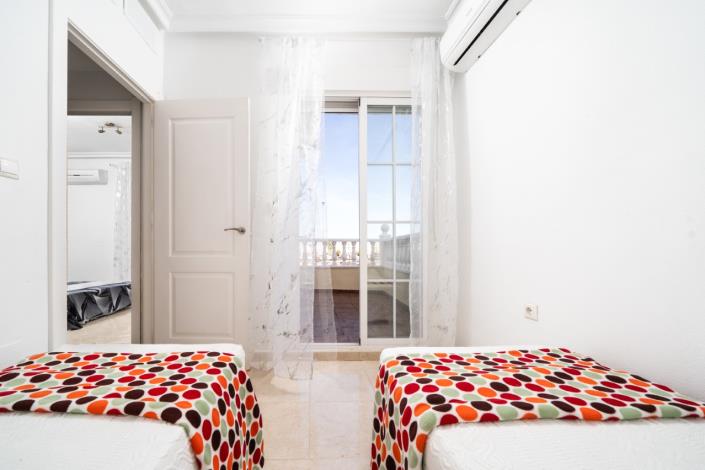 Image No.26-3 Bed Villa for sale