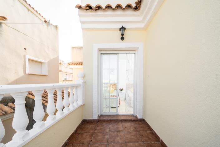 Image No.28-3 Bed Villa for sale