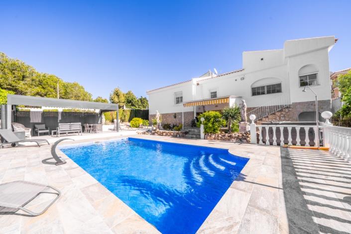 Image No.7-3 Bed Villa for sale