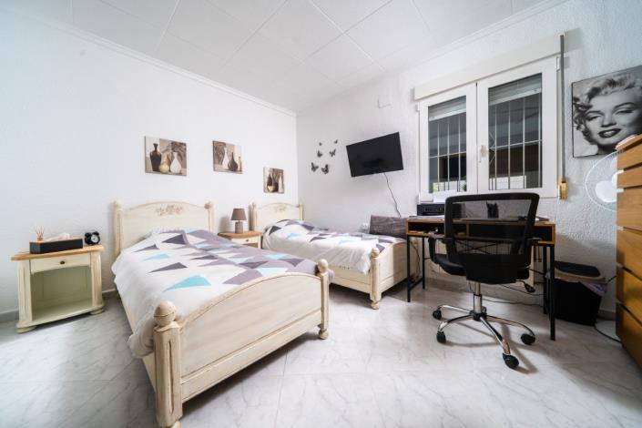 Image No.33-3 Bed Villa for sale