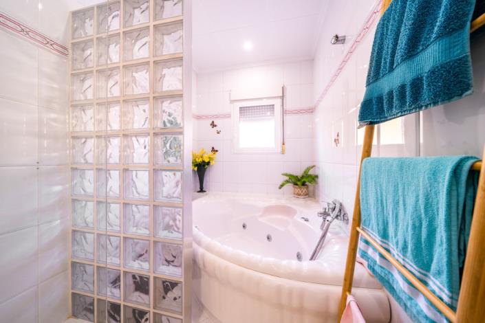 Image No.46-3 Bed Villa for sale