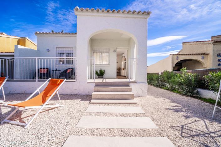 Image No.3-Villa de 2 chambres à vendre à La Marina