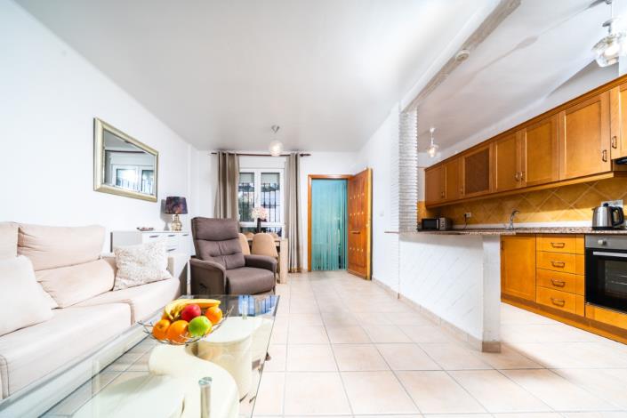 Image No.21-2 Bed Townhouse for sale