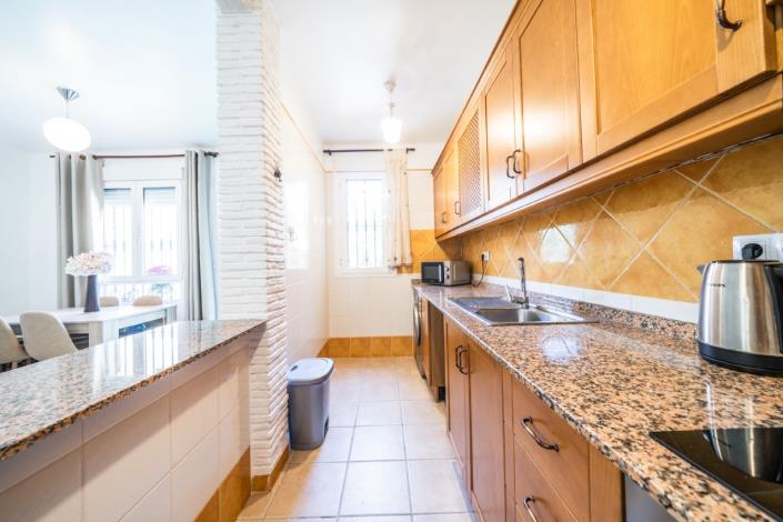 Image No.27-2 Bed Townhouse for sale