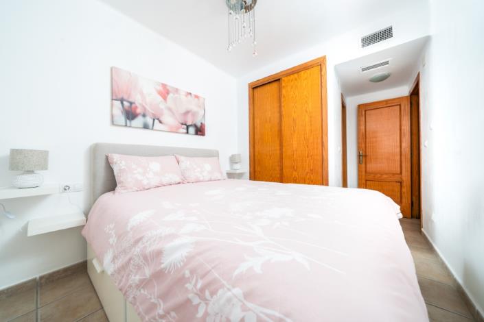 Image No.29-2 Bed Townhouse for sale