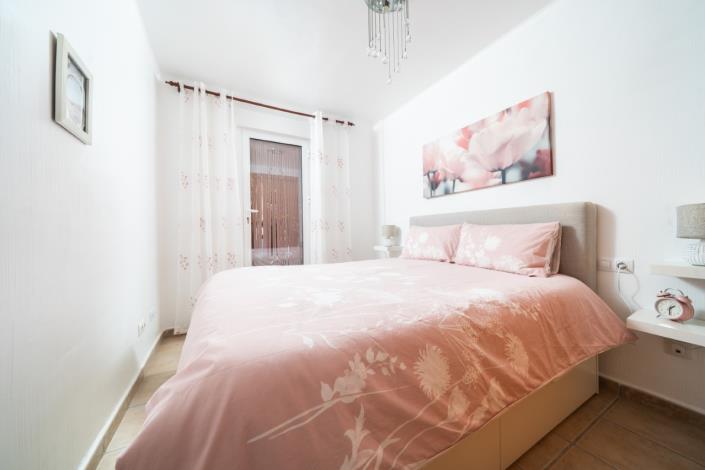 Image No.30-2 Bed Townhouse for sale