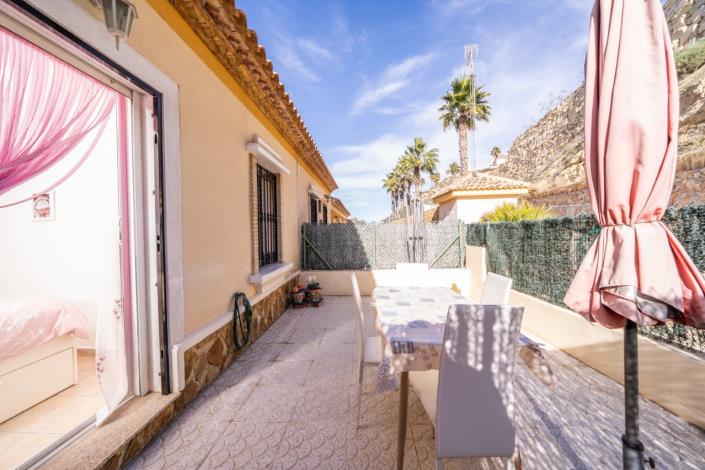 Image No.32-2 Bed Townhouse for sale