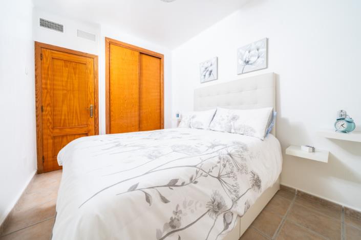 Image No.36-2 Bed Townhouse for sale