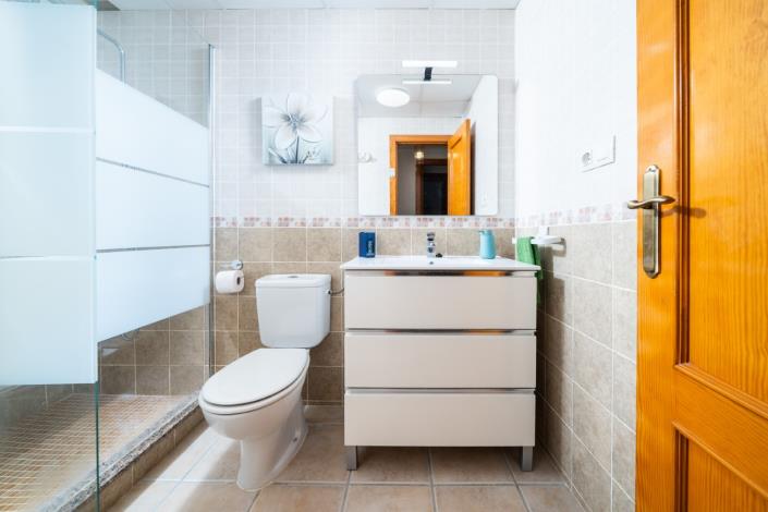 Image No.39-2 Bed Townhouse for sale