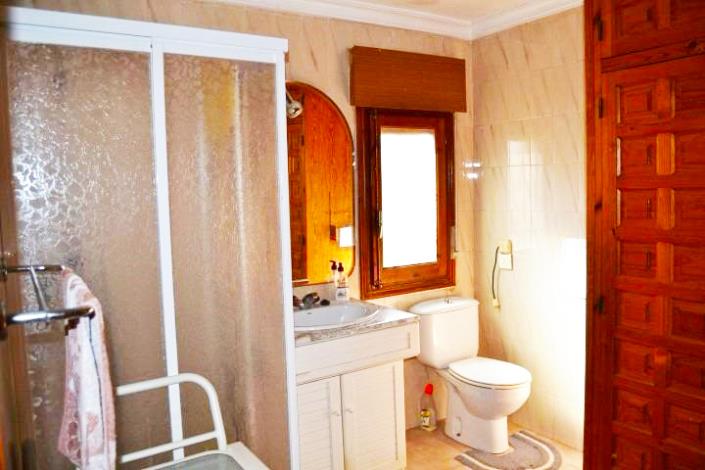 Image No.16-4 Bed Villa for sale