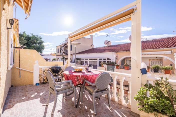 Image No.6-2 Bed Townhouse for sale