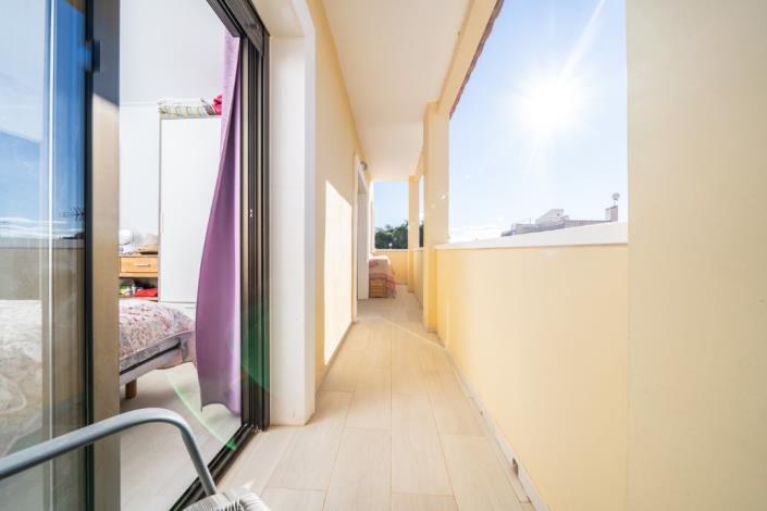 Image No.29-2 Bed Townhouse for sale