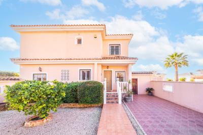 Detached-Property-for-sale-in-La-Marina--7---Portals-
