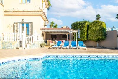 Detached-Property-for-sale-in-La-Marina--12---Portals-