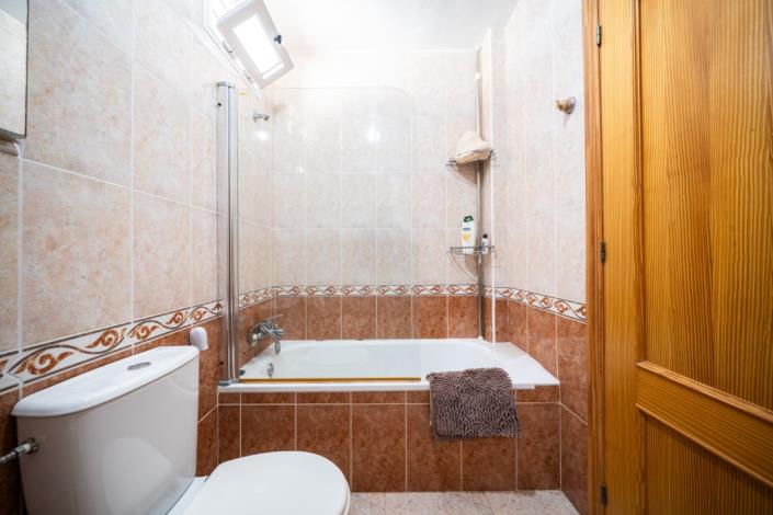 Image No.40-4 Bed Villa for sale