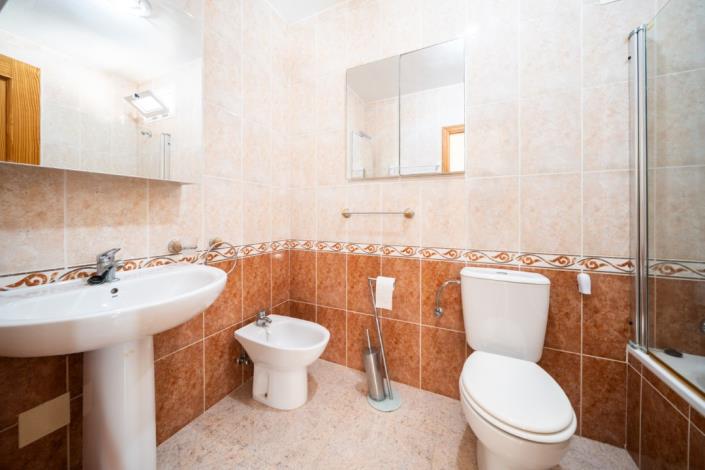 Image No.41-4 Bed Villa for sale