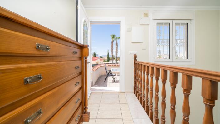 Image No.31-3 Bed Villa for sale