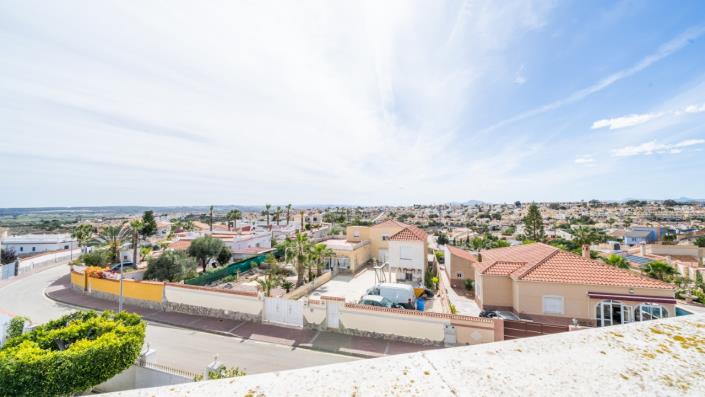 Image No.41-3 Bed Villa for sale