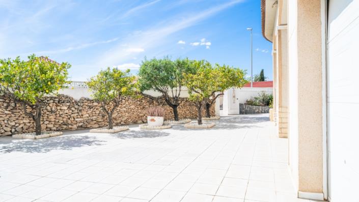 Image No.44-3 Bed Villa for sale