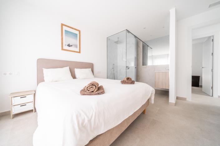 Image No.27-3 Bed Villa for sale