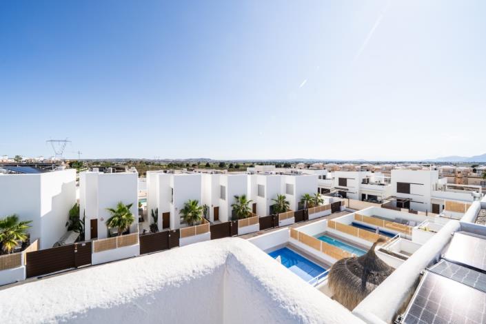 Image No.44-3 Bed Villa for sale