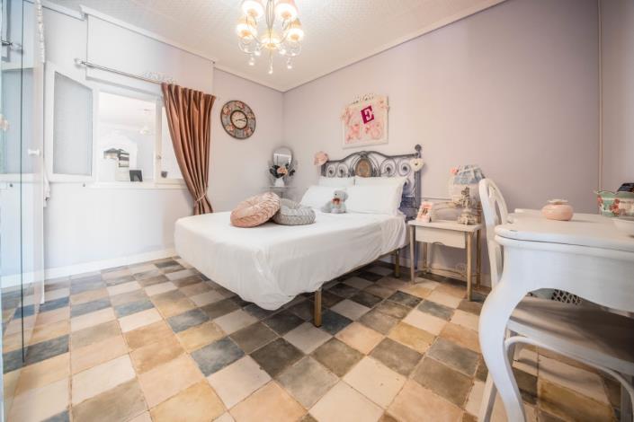 Image No.21-9 Bed Villa for sale