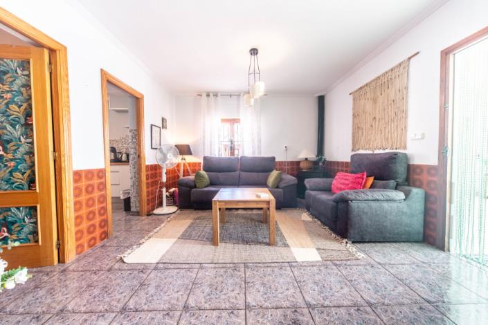 Image No.34-9 Bed Villa for sale