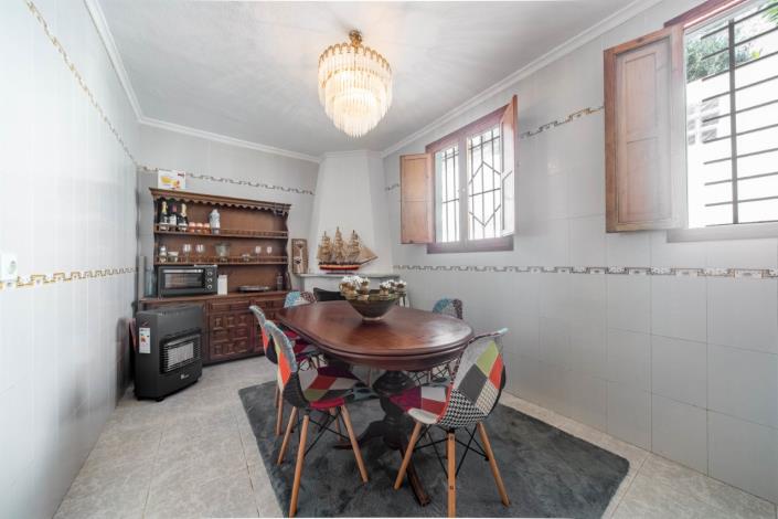 Image No.38-9 Bed Villa for sale