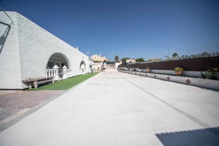 Image No.45-9 Bed Villa for sale