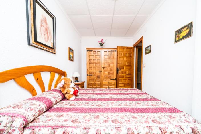 Image No.28-3 Bed Townhouse for sale