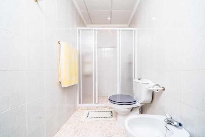 Image No.29-3 Bed Townhouse for sale