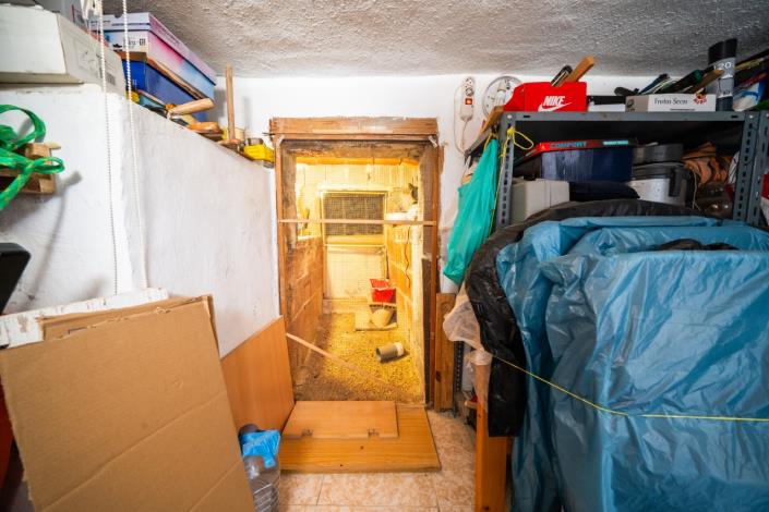 Image No.33-3 Bed Townhouse for sale