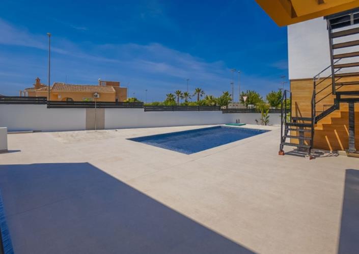 Image No.18-3 Bed Villa for sale