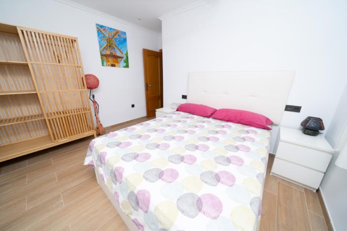 Image No.25-4 Bed Villa for sale