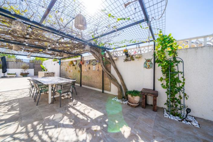 Image No.44-4 Bed Villa for sale