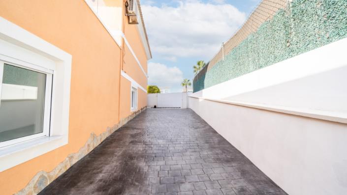 Image No.11-4 Bed Villa for sale